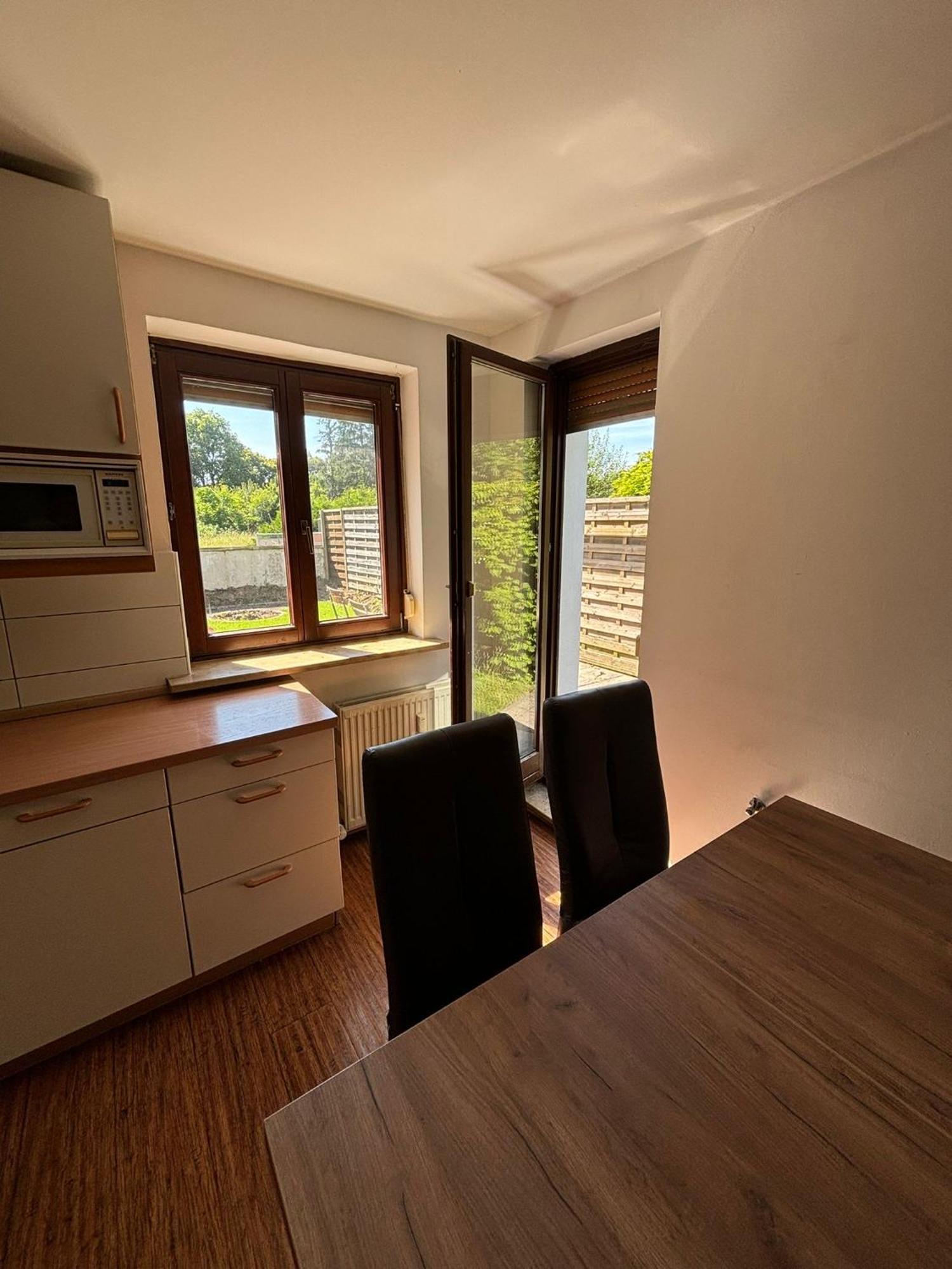 Erdgeschosswohnung Neben Schloss Blutenburg Mit Privatem Garten Munich Extérieur photo